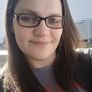 Meet your Posher, Naomi